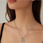 Mom's "Love You to the Moon" Necklace Gift