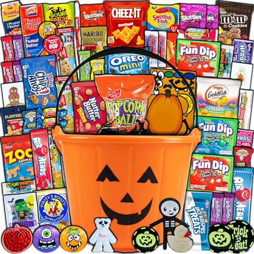Halloween Pumpkin Candy Bucket with 45 Treats