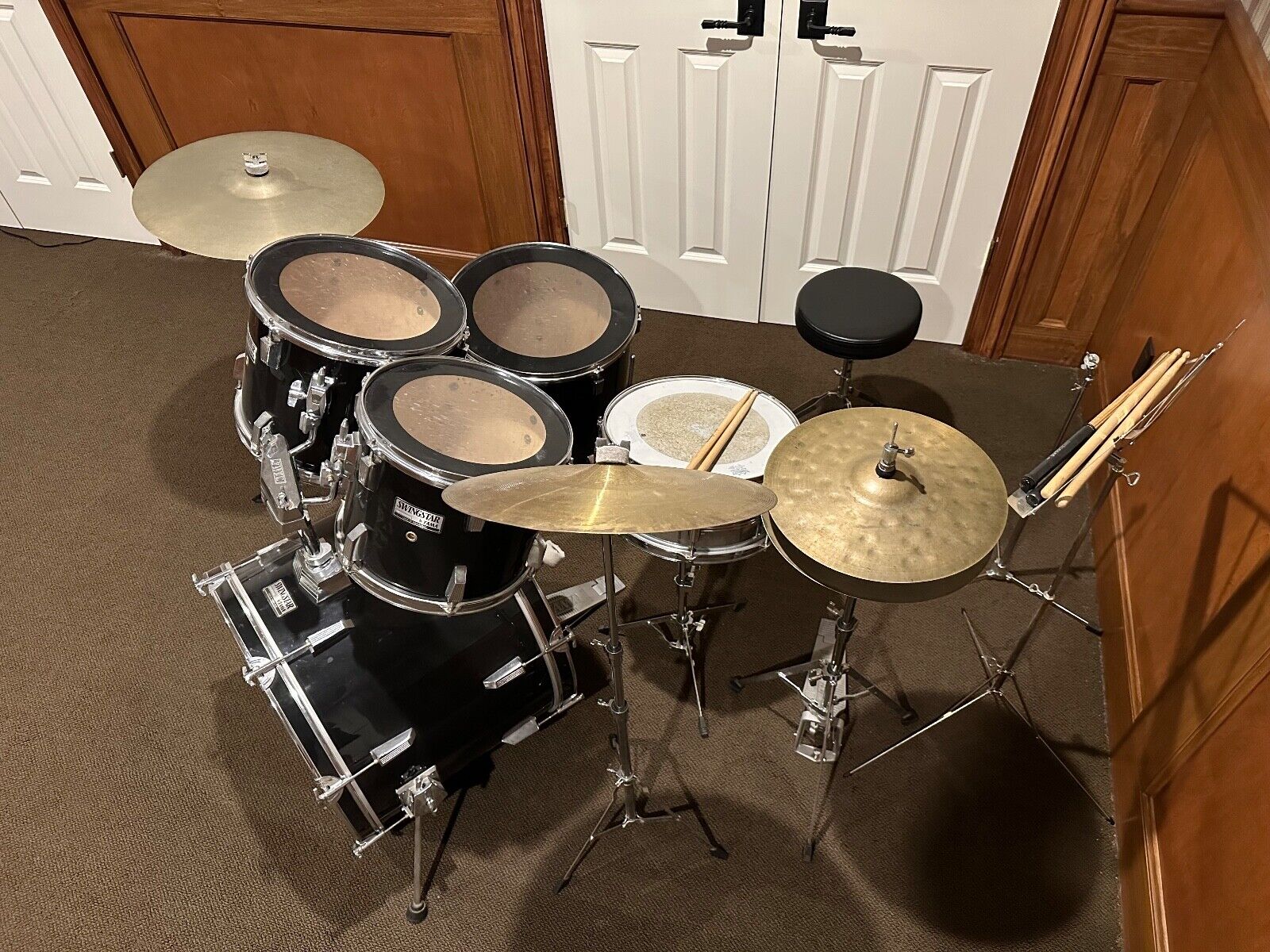 Tama Swingstar 5-piece drum set with hardware cymbals and throne