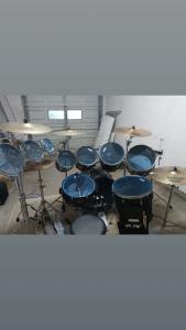 Complete drum sets with cymbals available