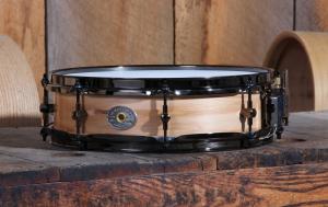 Noble & Cooley Solid Shell Special Edition Hickory 3.875x14" Snare Drum Natural