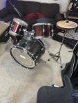 CB Drums 5-Piece Acoustic Drum Set Black Burgundy