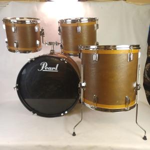 Pearl Mahogany Drum Set with Double-Tom Mount