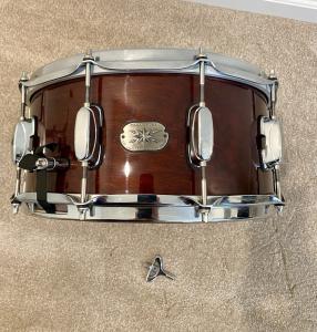 Tama Artwood 14” Maple Snare Drum with Rims