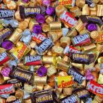 Hershey Miniatures Assorted Chocolate Candy - 2lb