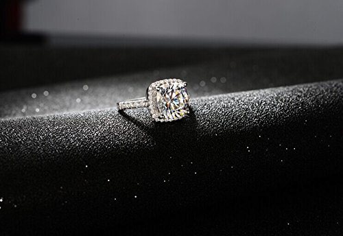 TenFit Jewelry VVS1 Simulated Diamond Engagement Ring