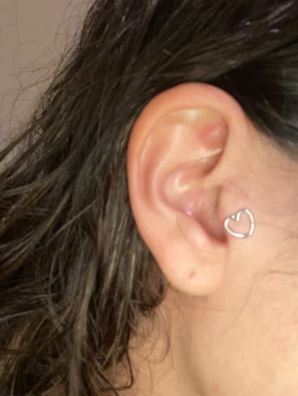 Briana Williams 16G Tragus Earrings Stud Forward Helix Cartilage Earring Stainless Steel Lip Rings Labret Studs Medusa Monroe Piercing Jewelry for Women Men