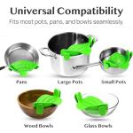 Kitchen Gizmo Snap N' Strain - Collapsible Colander - Clip-On Strainer for Pots and Pans, Cool Kitchen Gadgets - Essential Kitchen Finds and Cooking Tool - Easy to Use, Space-Saving Design, Green