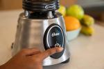 Oster Classic Series Heritage Blender with 6-Cup Glass Jar Stainless Steel