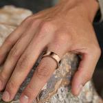 TIAZUUX Smart Ring for Women&Men-Activity/Sleep/Heart Rate/HRV/Stress/Women's Health Tracker-IP68 Waterproof/Wearable-No Subscription Fee Required-Compatible with iPhone &Android (Gold, 10)