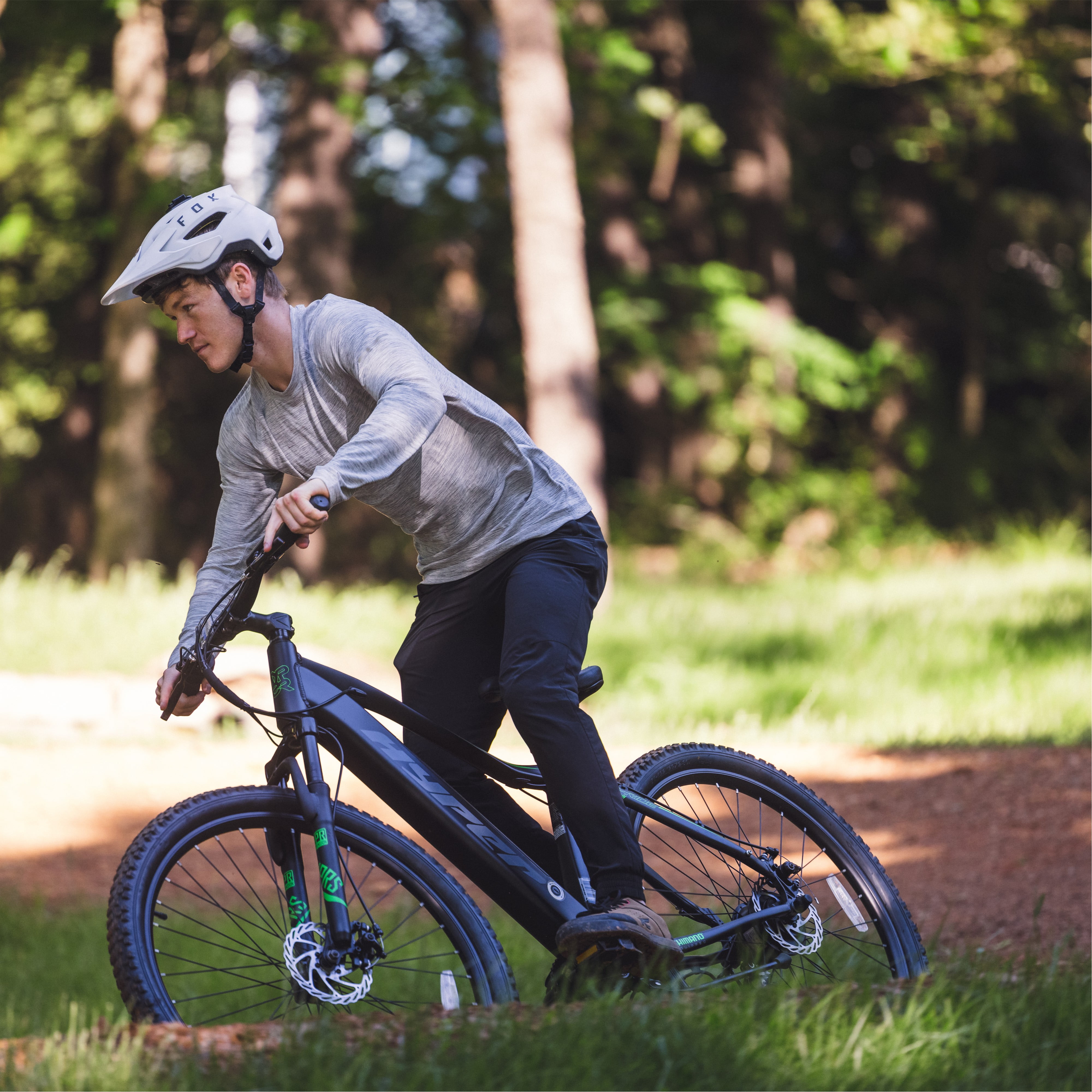 Hyper Bicycles 29" Electric Mountain Bike for Adults
