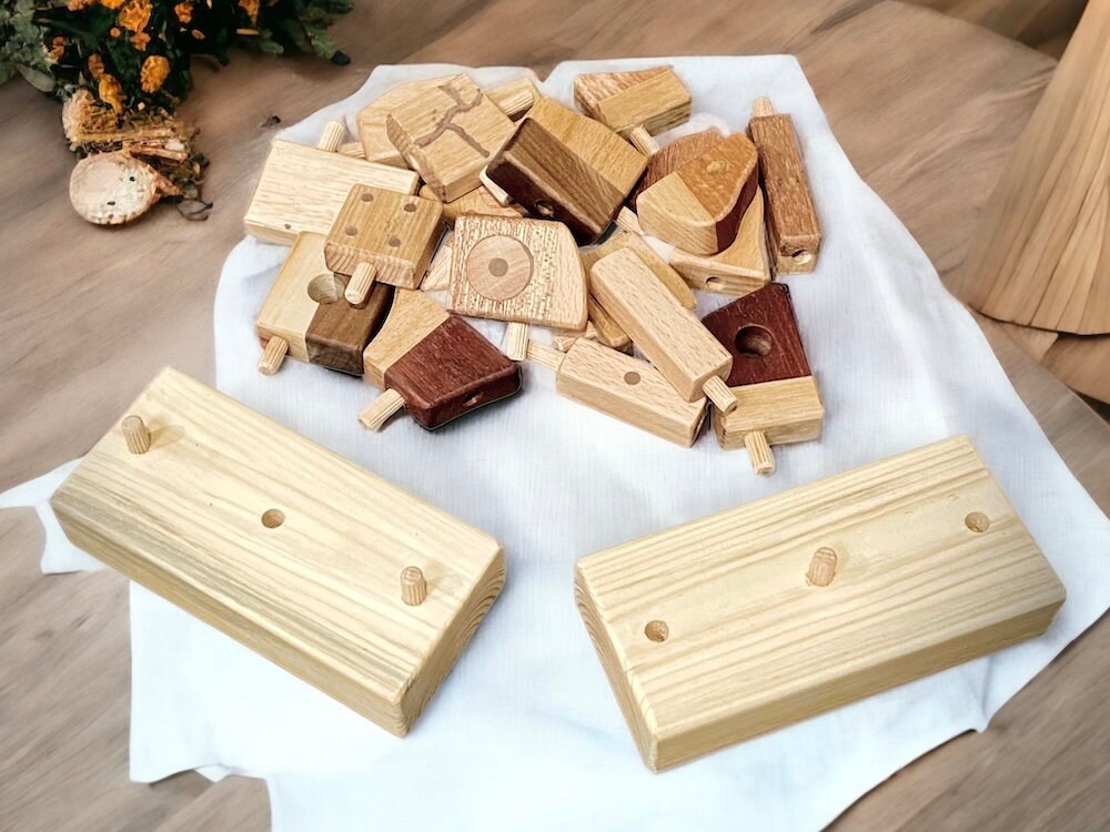 Endless Stories Wooden Blocks - 22-Piece Set