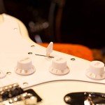 Max Gigkit White Electric Guitar Starter Kit