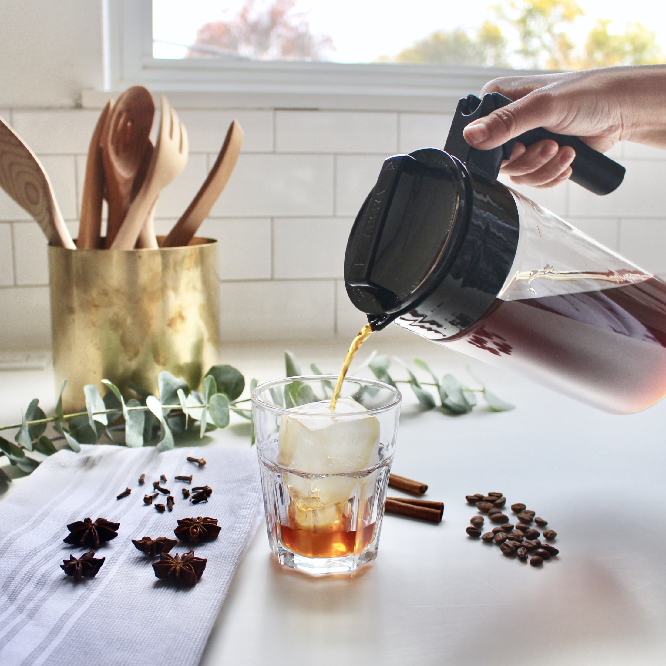 Takeya Cold Brew Coffee Maker Pitcher 1QT - USA