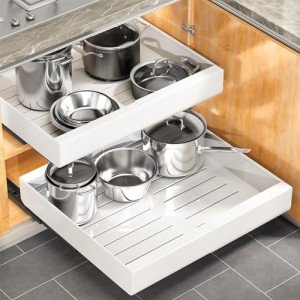 Expandable Pull-Out Cabinet Organizer for Easy Storage