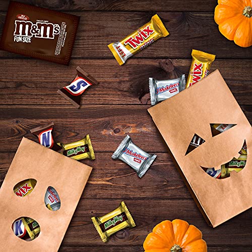SNICKERS, M&M'S, TWIX, MILKY WAY & 3 MUSKETEERS Mixed Chocolate Bulk Halloween Candy - 77.63oz/250 Pieces