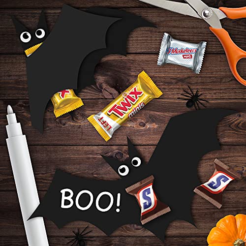 SNICKERS, M&M'S, TWIX, MILKY WAY & 3 MUSKETEERS Mixed Chocolate Bulk Halloween Candy - 77.63oz/250 Pieces