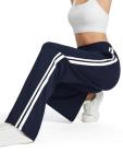 Tapata Women's Navy Blue 32" Track Pants