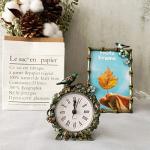 Vintage Mini Table Clock - Silent Analog Design