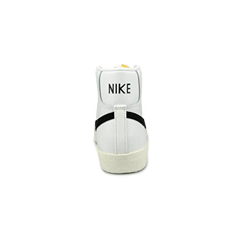 Nike Women's Vintage Blazer Mid 77 Sneaker, Black/White