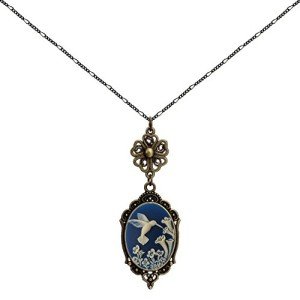 Lucky Clover Cameo Necklace with Heart Charms
