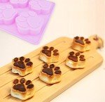 Jumbo Puppy Paw & Bone Silicone Treat Molds