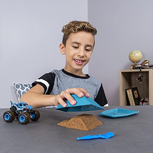 Monster Jam Megalodon Monster Dirt Starter Set, Featuring 8 Ounces of Monster Dirt & Monster Truck