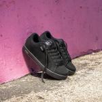 Etnies Kingpin Men's Skateboarding Shoe Classic Puffy Sustainable, Comfortable & Durable Footwear with Die-Cut EVA Insole - Black/Black - 13