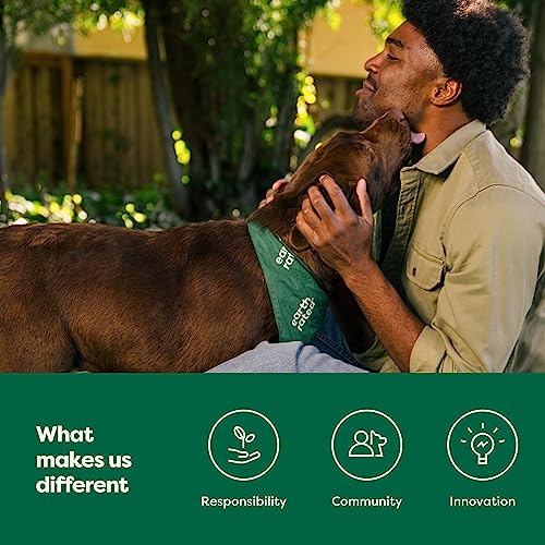 Earth Rated Dog Poop Bags, 300 Dog Waste Bags on a Large Single Roll, Grab and Go, Guaranteed Leak-proof, Lavender-scented, Great for Backyard Pickups, Each Poop Bag Measures 8 x 13 Inches