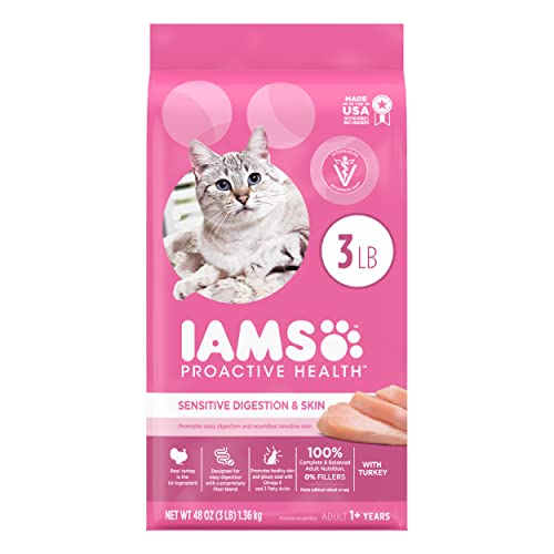 IAMS PROACTIVE HEALTH Adult Sensitive Digestion & Skin Dry Cat Food with Real Turkey Cat Kibble, 3 lb. Bag