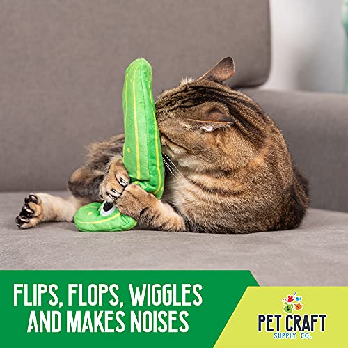Pet Craft Supply Wiggle Pickle and Shimmy Shark Flipper Flopper Interactive Electric Realistic Flopping Wiggling Moving Fish Potent Catnip and Silvervine Cat Toy, Multi (8727)