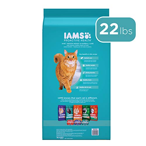 IAMS PROACTIVE HEALTH Adult Indoor Weight Control & Hairball Control Dry Cat Food with Chicken, Turkey, and Garden Greens, 22 lb. Bag