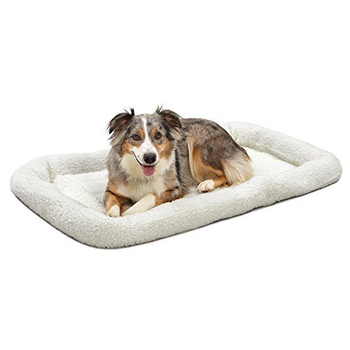 MidWest Homes for Pets Bolster Pet Bed for Dogs & Cats 42L-Inch White Fleece Dog Bed or Cat Bew w/ Comfortable Bolster | Ideal for Large Dog Breeds & Fits a 42-Inch Dog Crate