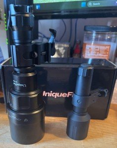 Uniquefire 1605 Zoomable Night Vision Flashlight