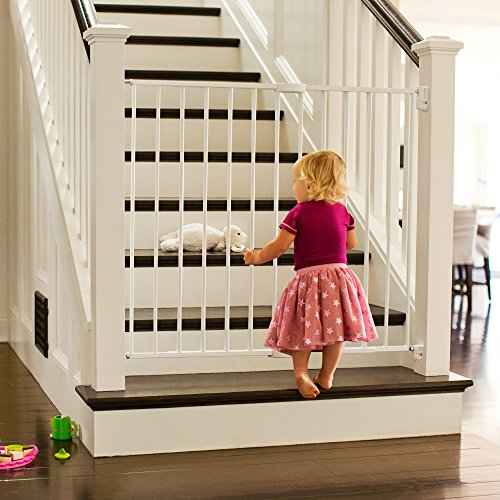 Munchkin Extending XL Tall and Wide Hardware Baby Gate, Extends 33" - 56" Wide, White, Model MK0004