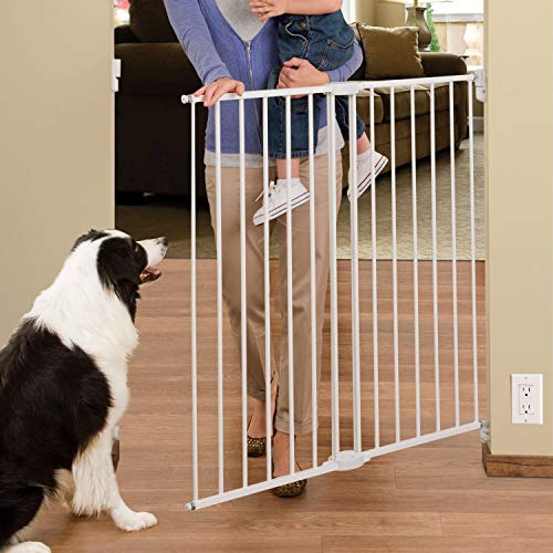 Munchkin Extending XL Tall and Wide Hardware Baby Gate, Extends 33" - 56" Wide, White, Model MK0004
