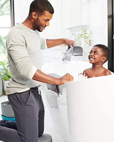 Skip Hop Moby Baby Bath Set with Four Bathtime Essentials, Spout Cover, Bath Kneeler, Elbow Pad, and Waterfall Rinser, Grey