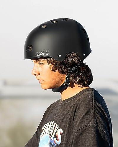 OutdoorMaster Beetles Multi-Sport Cycling Helmet