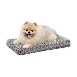 Deluxe Super Plush Dog & Cat Beds