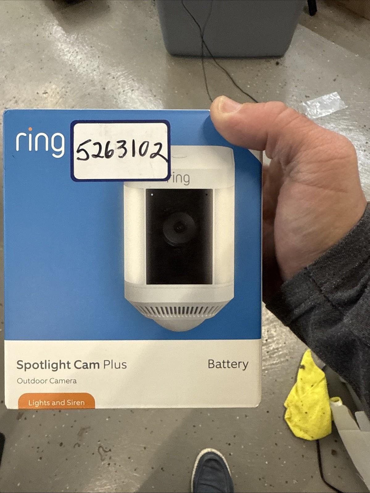 Ring Spotlight Cam Plus Battery - Two-Way Talk & Color Night Vision