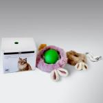 Motion Activated Interactive Cat Ball Toy (Green)