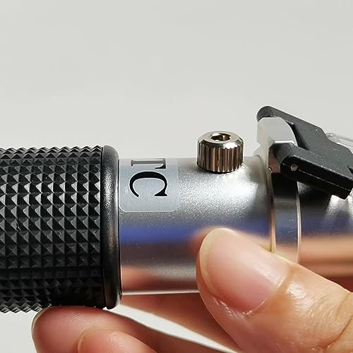 Brix Refractometer for Home Brewing and Winemaking