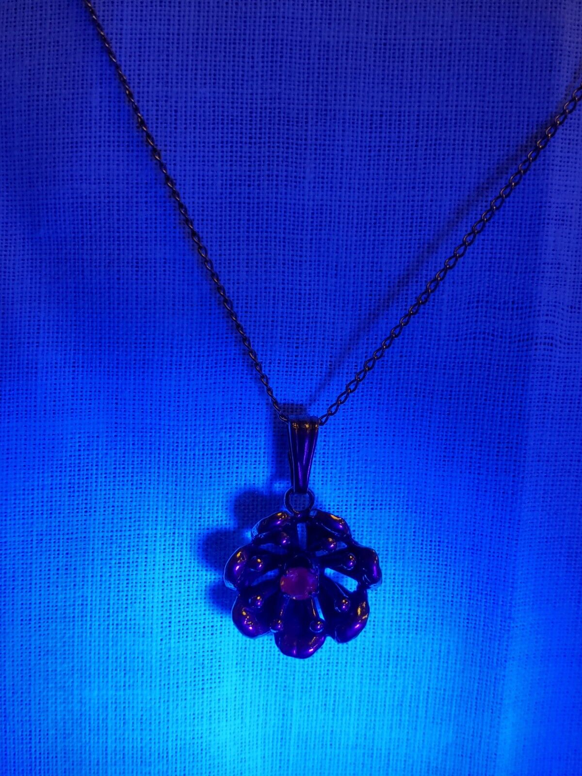 Natural Alexandrite Pendant with 14K Gold Chain