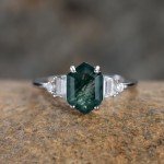 Moss Agate Angol Ring in Sterling Silver