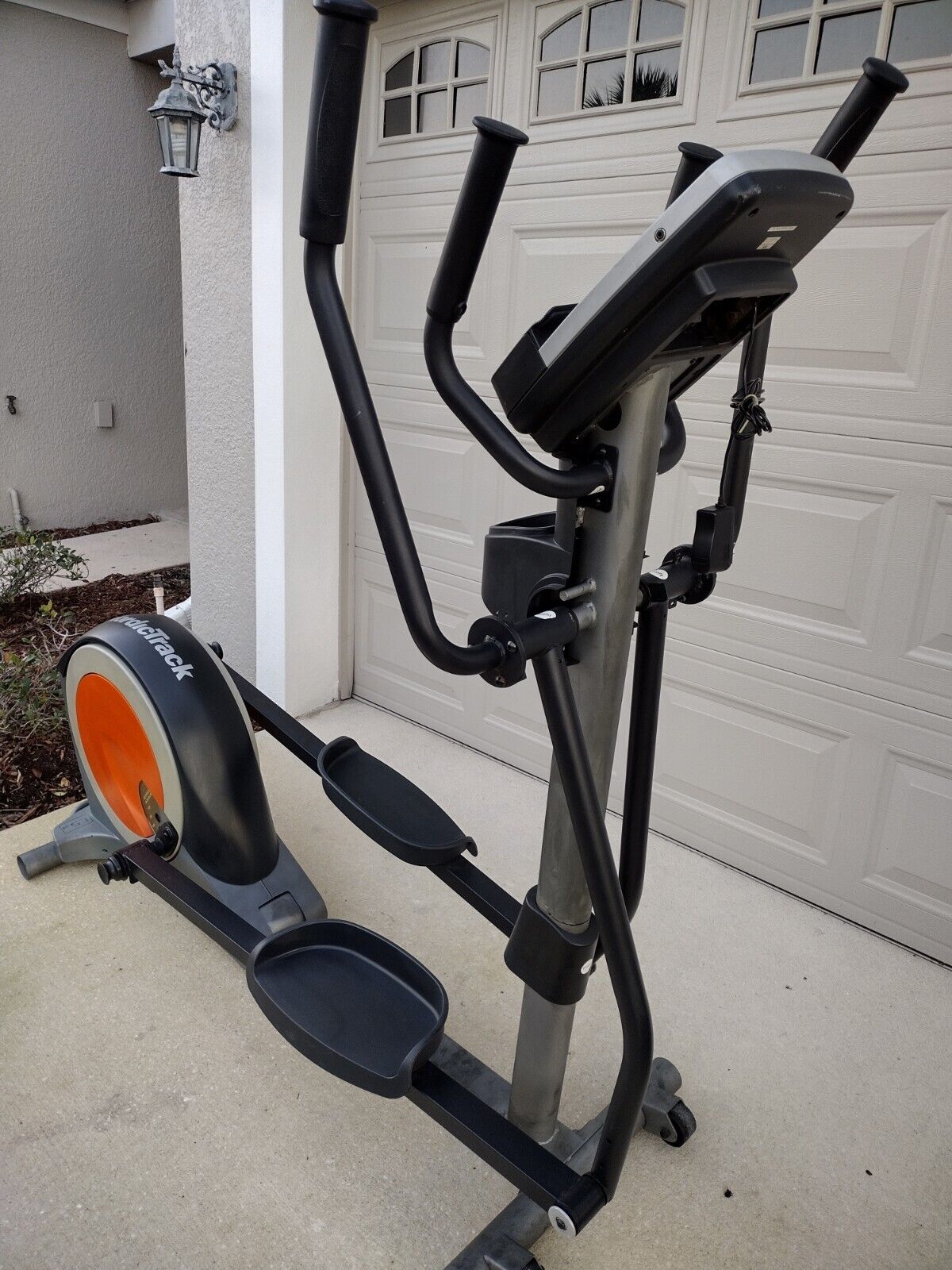 Nordic Track E5vi Foldable Elliptical Trainer