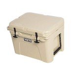 YETI Tundra 35 Cooler - Tan