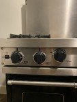 VIKING 48" Pro Gas Range with 6 Burners & Griddle