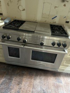 Wolf 48" Stainless Steel 6 Burner Gas Range