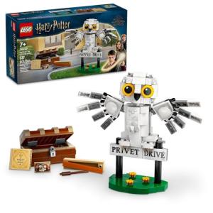 LEGO Harry Potter Hedwig at Privet Drive Set