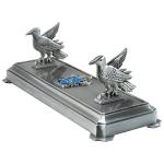 Ravenclaw House Wand Stand by Noble Collection